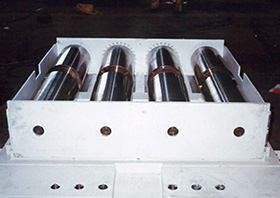 2. Bearing device for bridge / Roller＆Bearing plate Example of product02